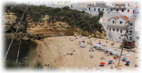 Altstadt hinter der Kirche - Strassenszene