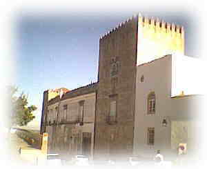 Pal&aacute;cio Cadaval - das Wappen der Hausherren