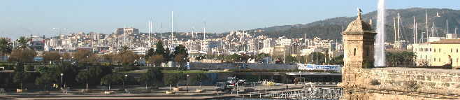 Blick auf Palma von der Aussichtsplatform bei der Kathedrale