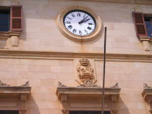 Rathaus - Uhr von Miquel Girbent
